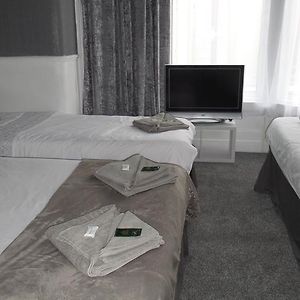 Iona Hotel
